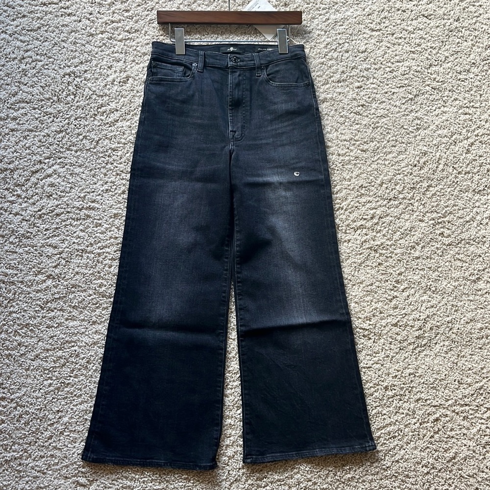 Cropped flare jeans